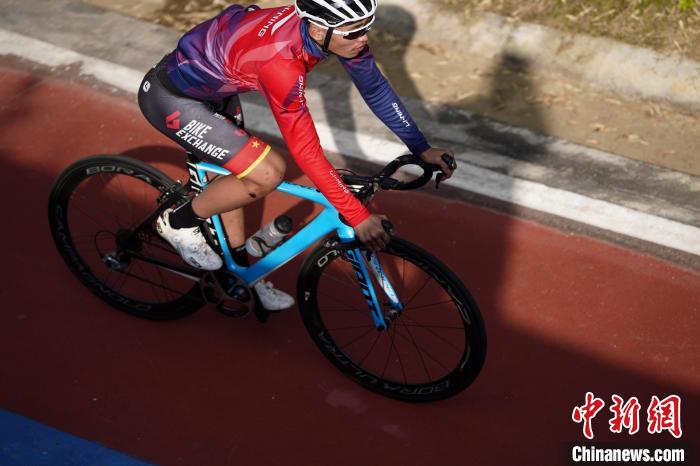 峡谷“骑”迹再现怒江：2022中国怒江自行车跨年