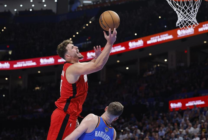 火箭湖人三日激战争夺西部第三席位